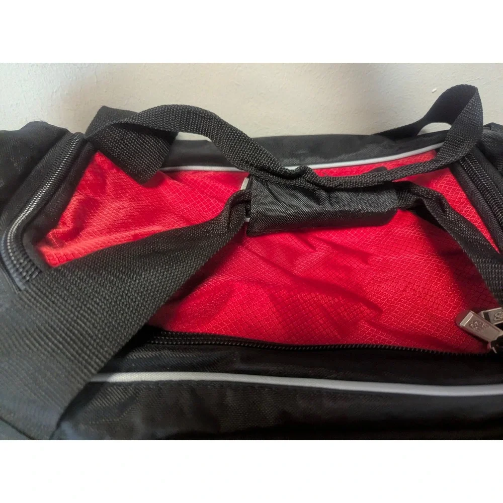 New Balance Duffel Bag Unisex OS Black Red Good Sporty Gym Travel Bag